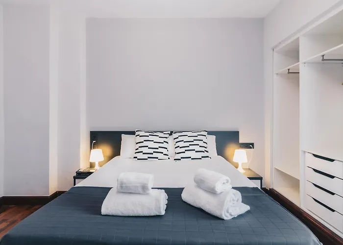 Sunset By People Hotel San Sebastián